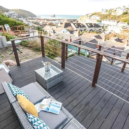 Beach Lovers Paradise In - With Sea Views & Log Burner Just 100m From Beach Holiday home Portreath